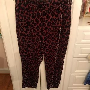 Jcrew leopard velvet slouchy ankle pant size 8 EUC